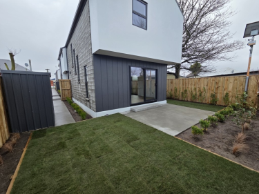 1/174 Olliviers Road