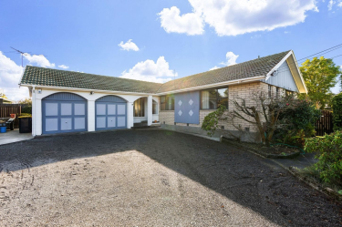 33a Larch Place