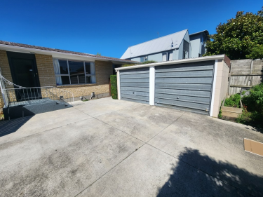 2/12 Warwick Street