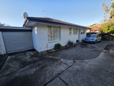 14 Glamis Place