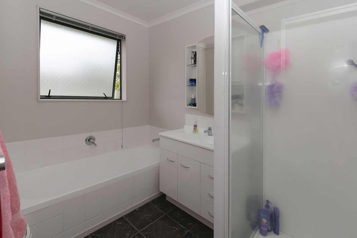 RBPR000392 - Image 15