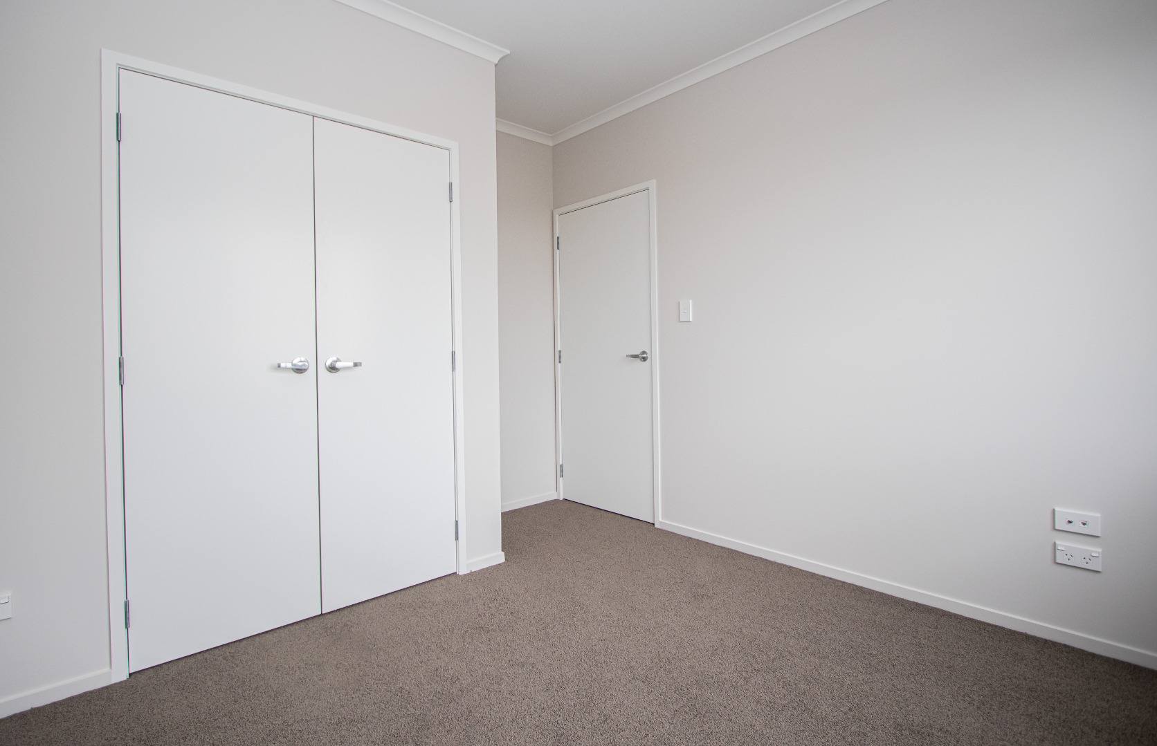 RBPR005327 - Image 13