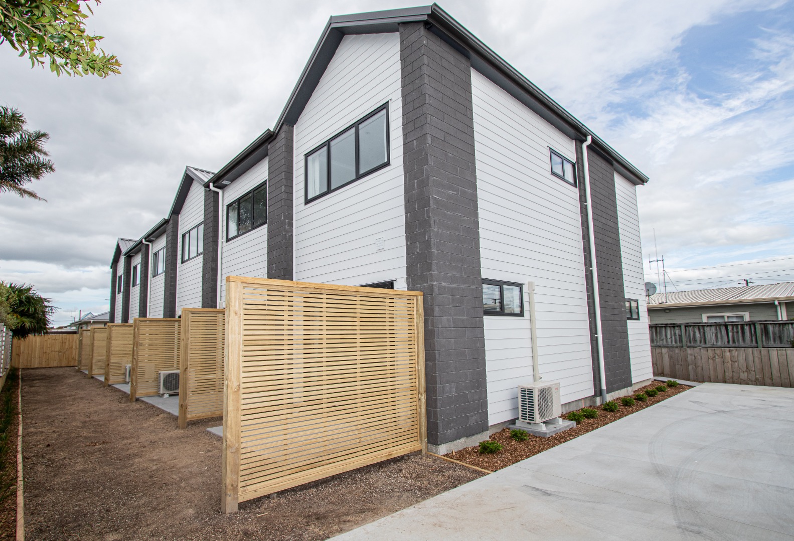 RBPR005372 - Image 8