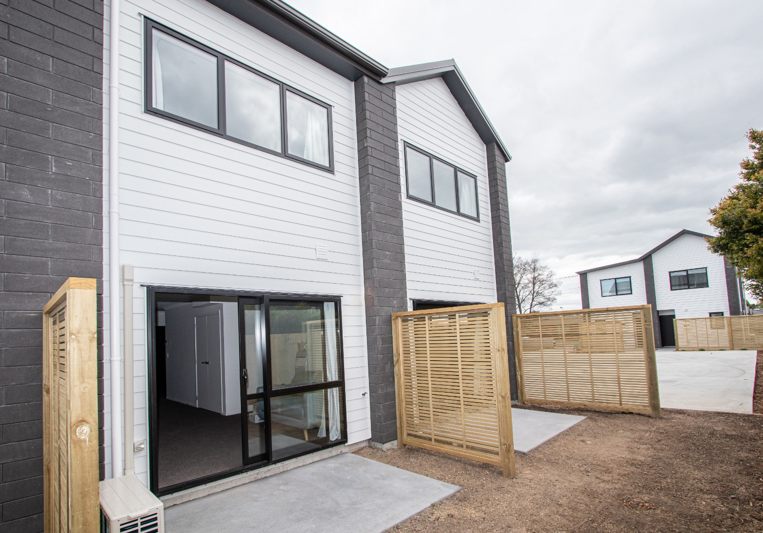 RBPR005372 - Image 7