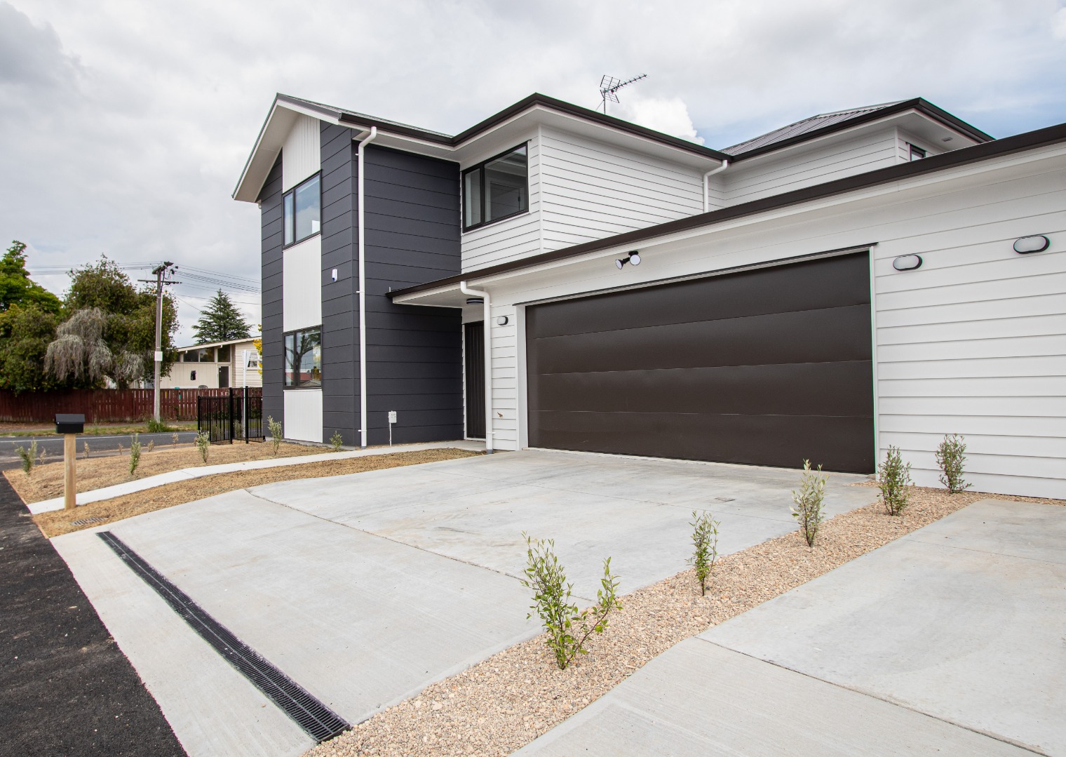 RBPR005419 - Image 2