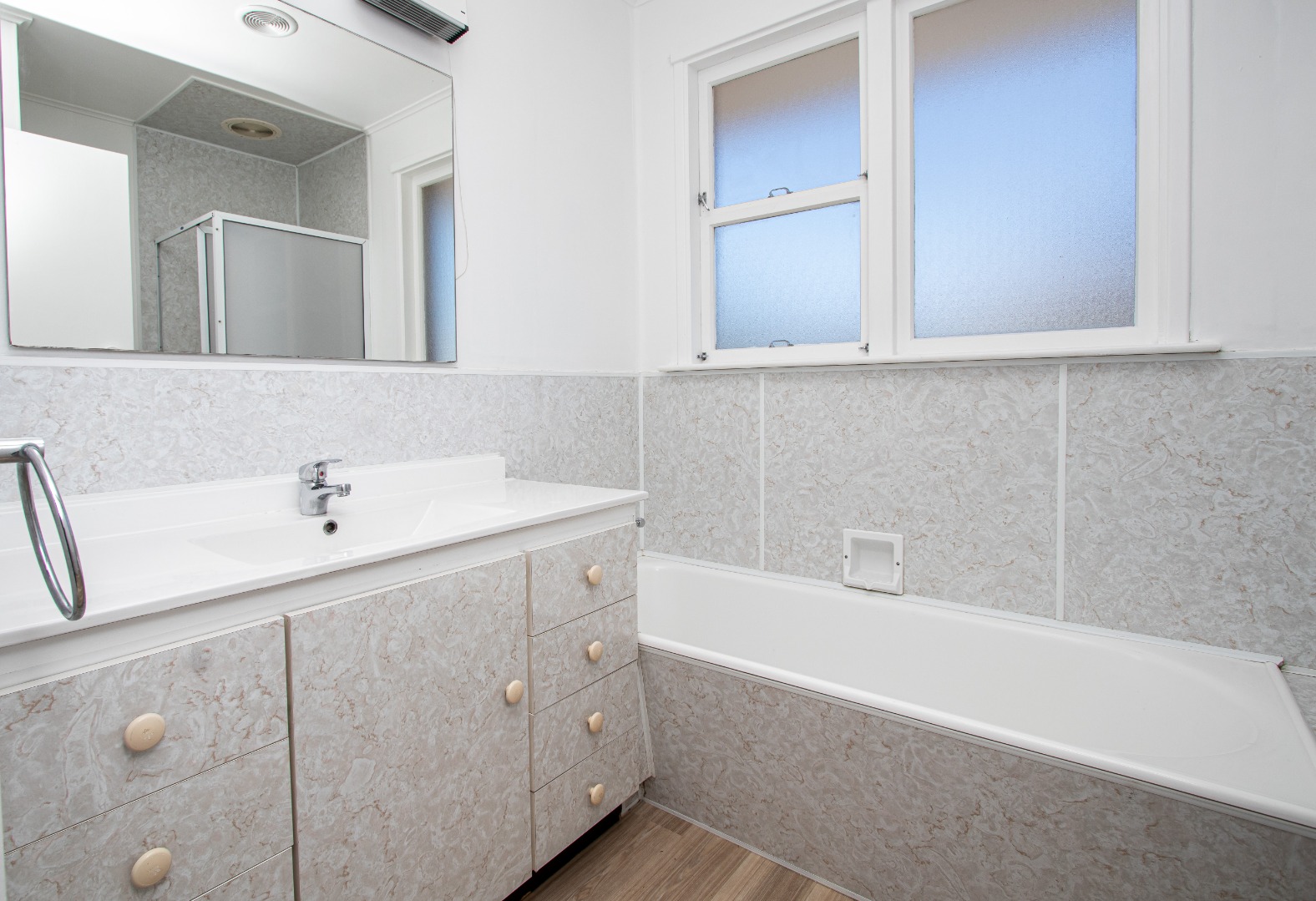 RBPR005552 - Image 17