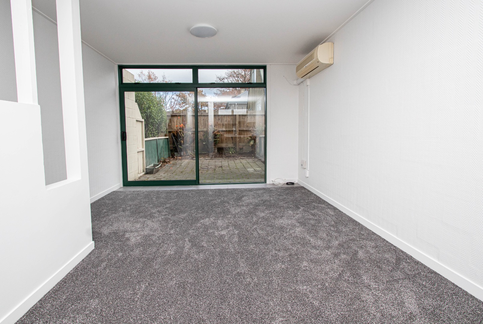 RBPR005629 - Image 7