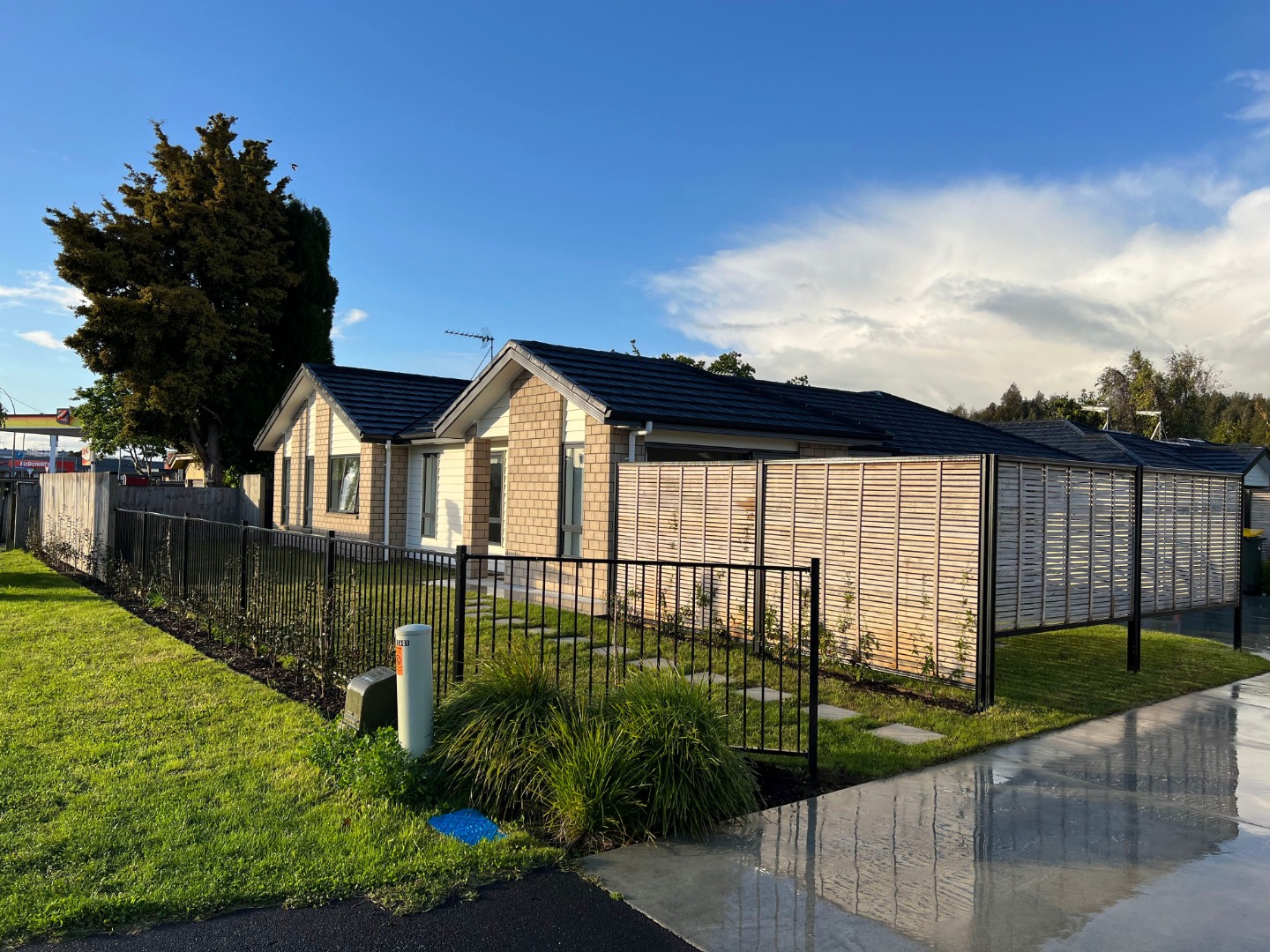 RBPR005729 - Image 1