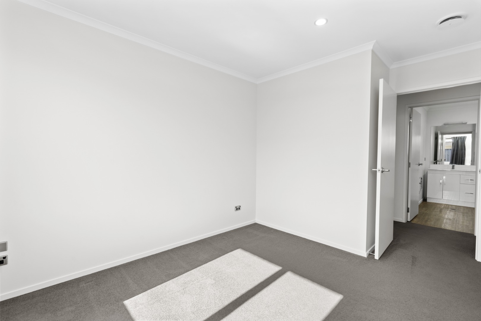 RBPR005784 - Image 11