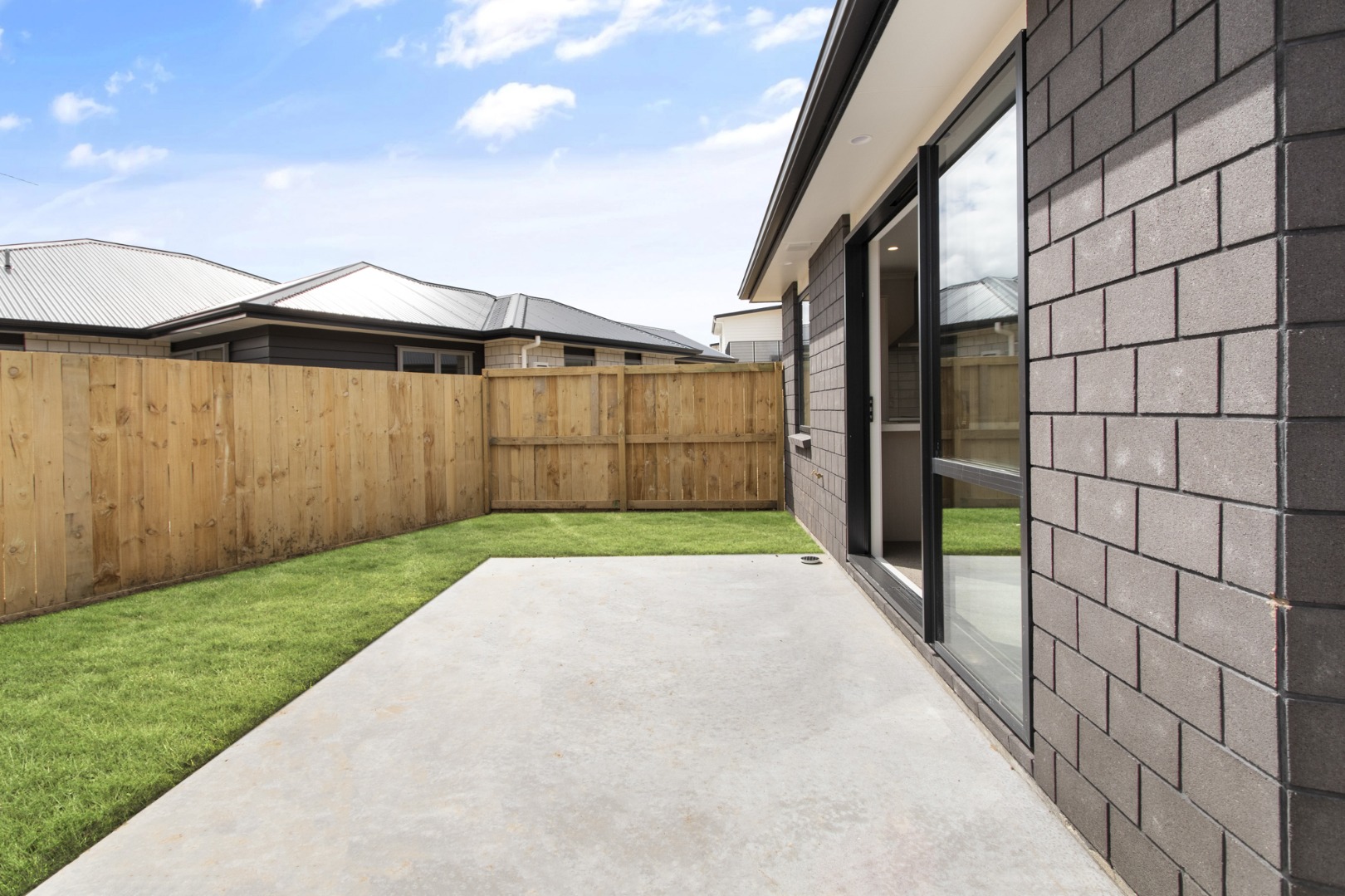 RBPR005957 - Image 13