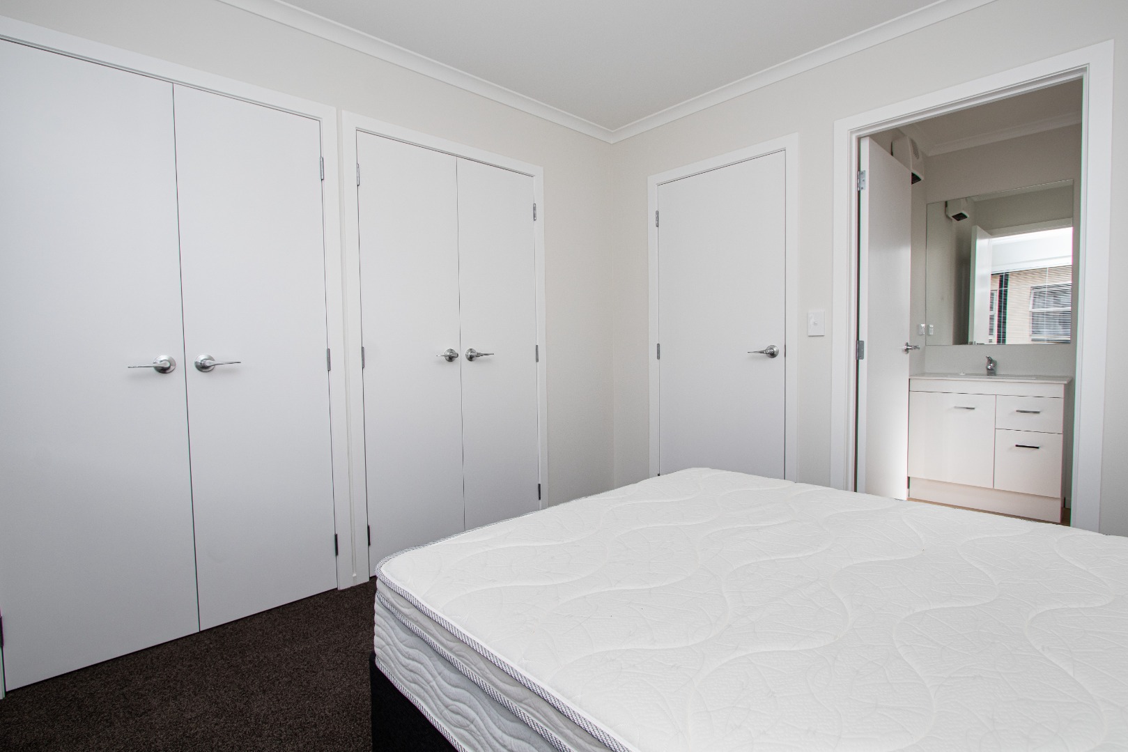 RBPR005587 - Image 12