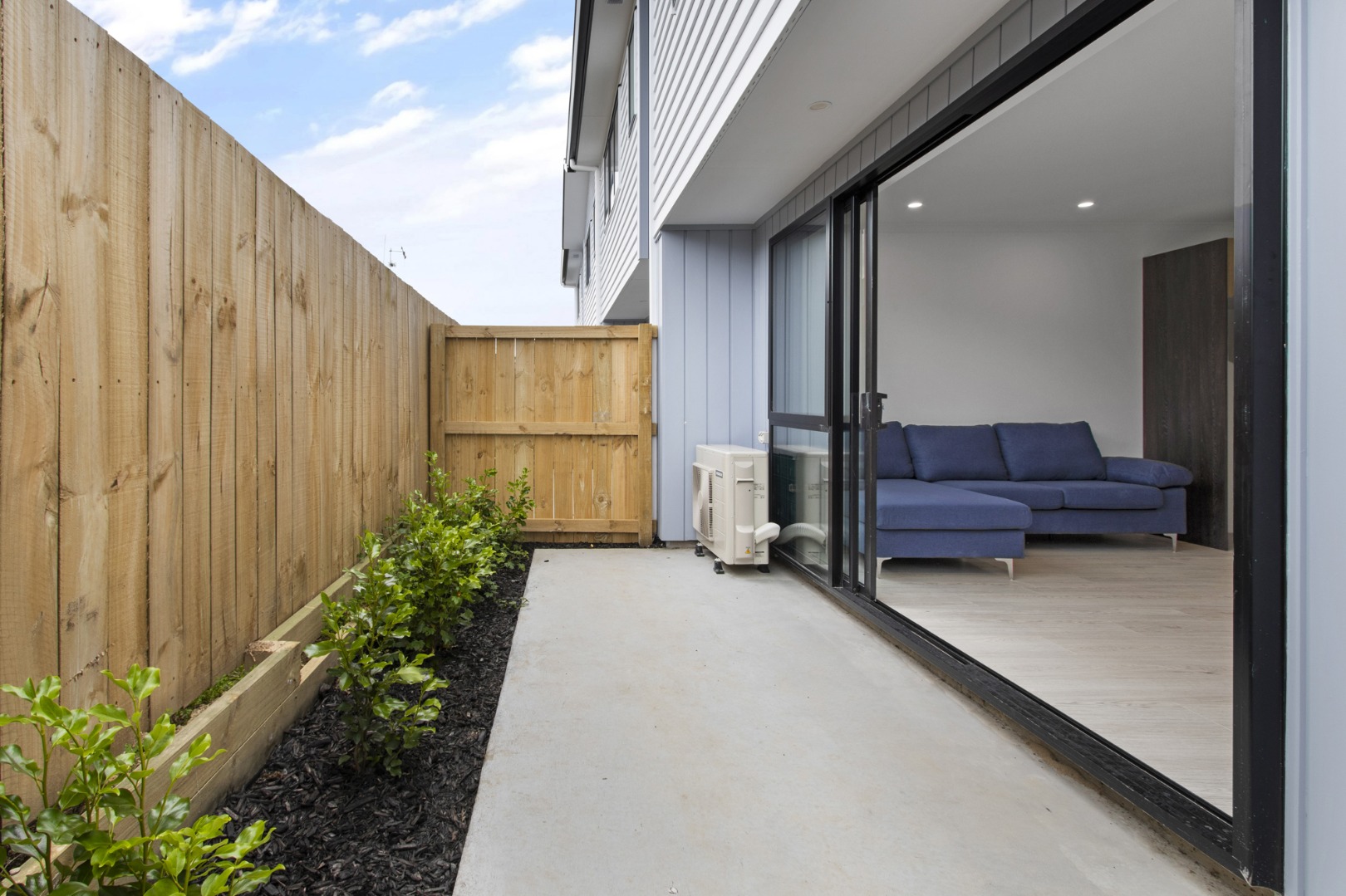 RBPR005990 - Image 13