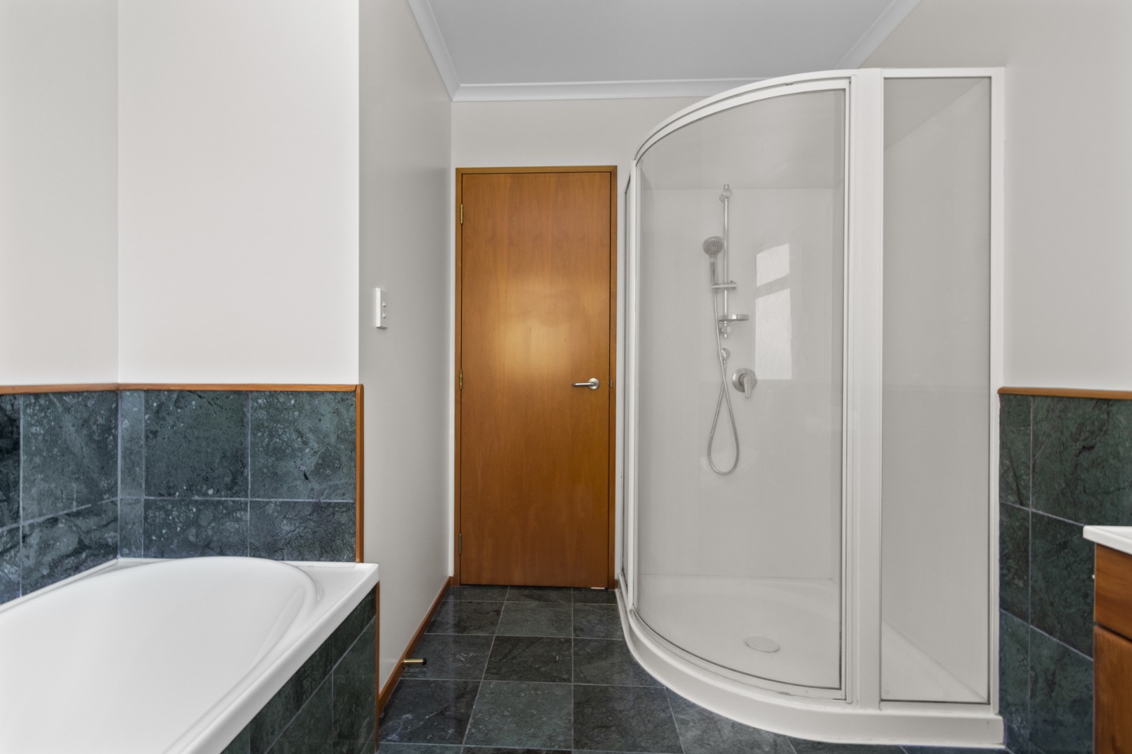 RBPR006154 - Image 18