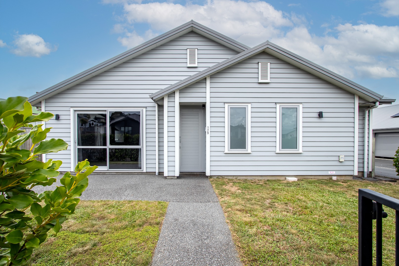 RBPR006215 - Image 1