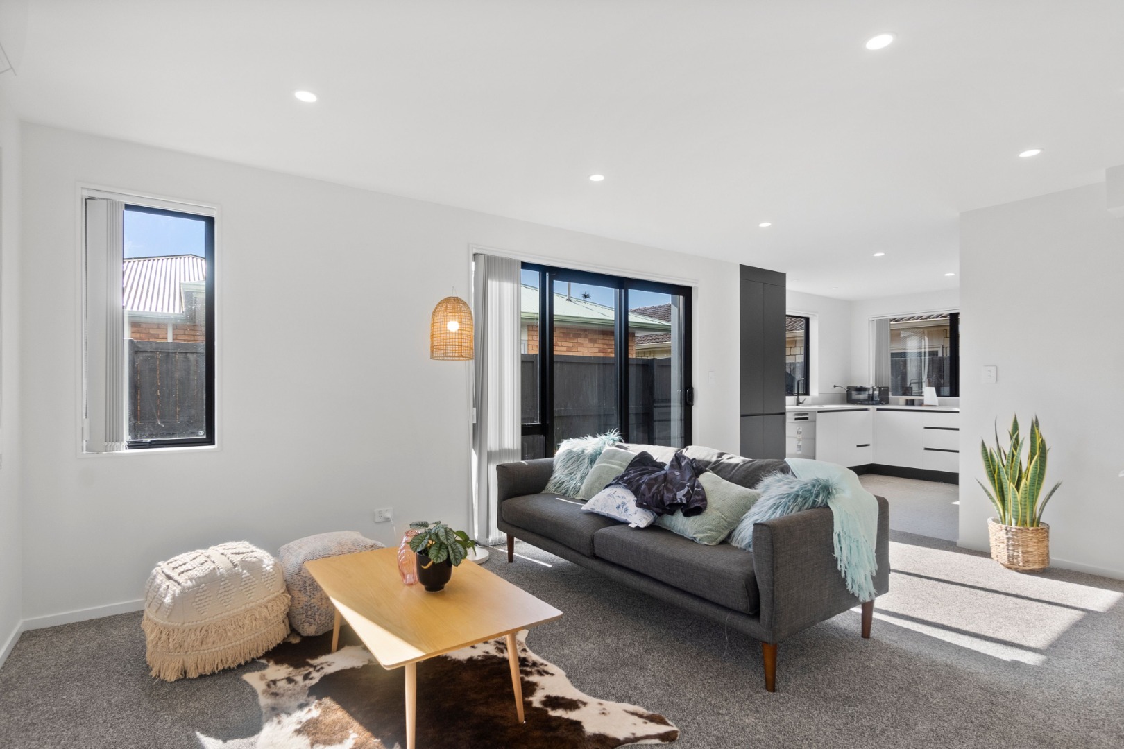 RBPR006398 - Image 1