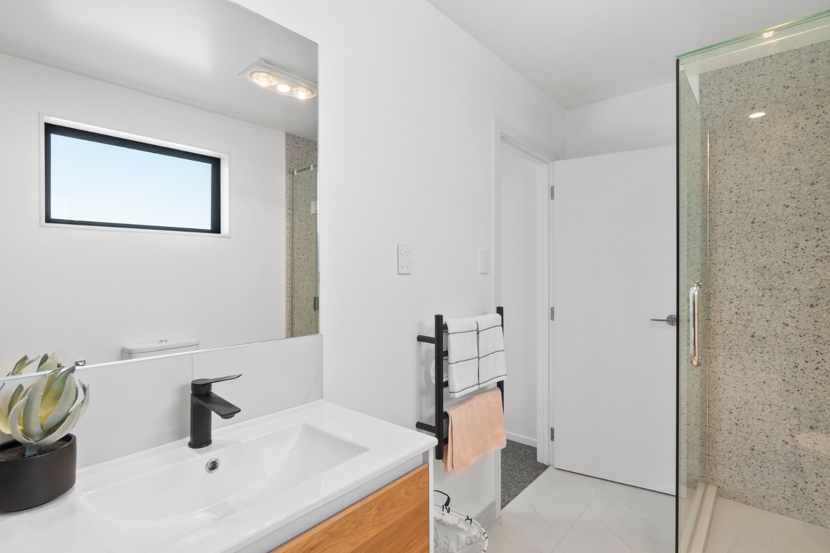 RBPR006398 - Image 10