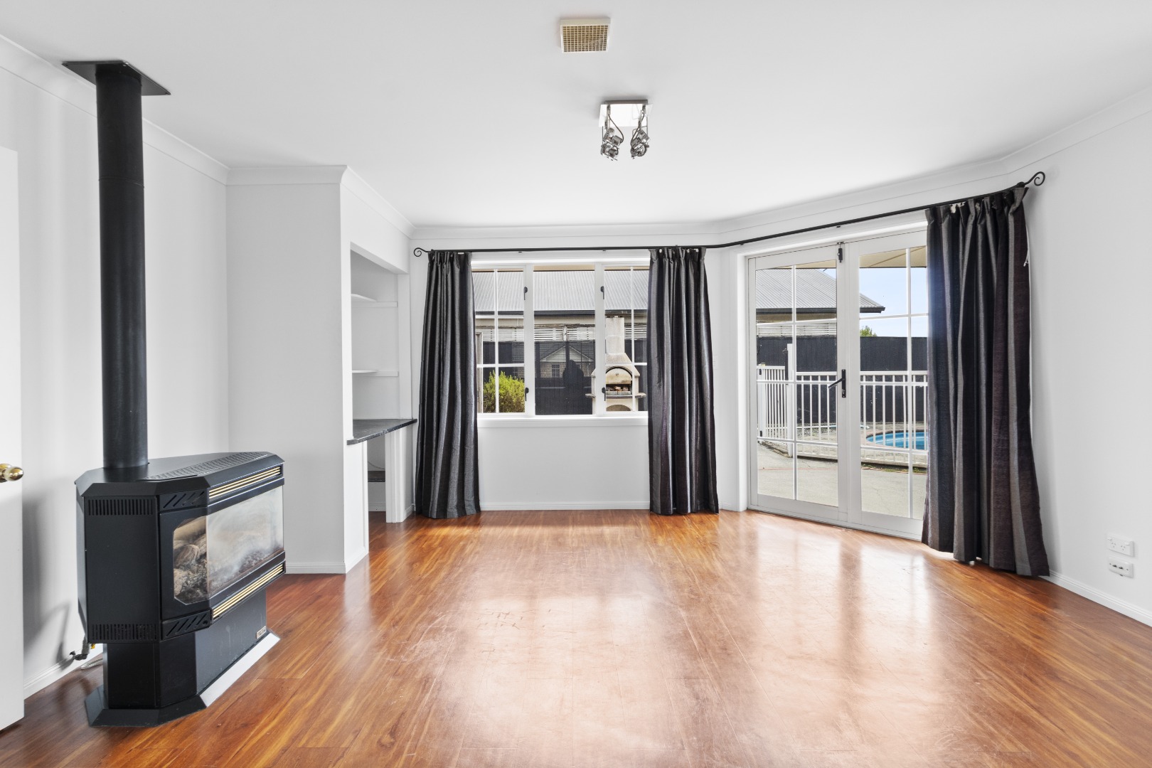 RBPR006483 - Image 2