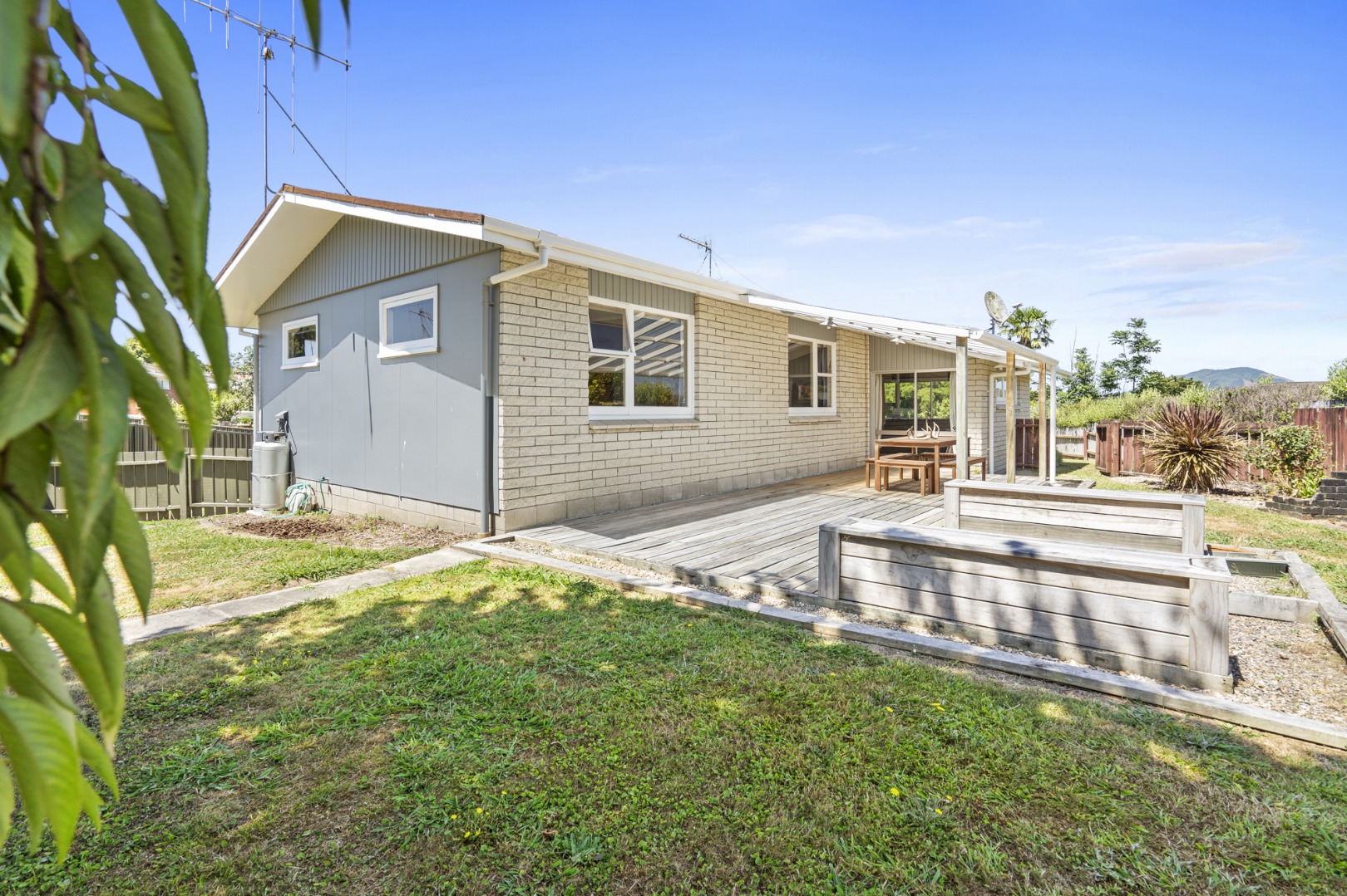 RBPR005746 - Image 2