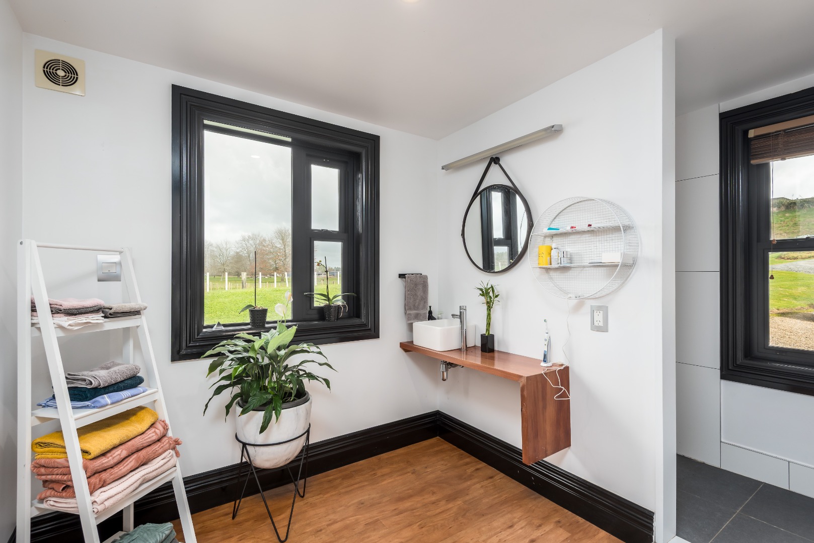 RBPR006572 - Image 16