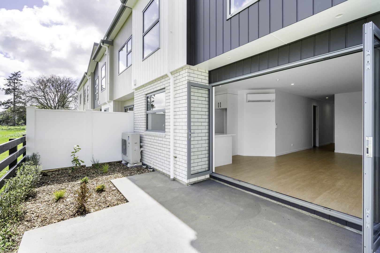 RBPR006599 - Image 4