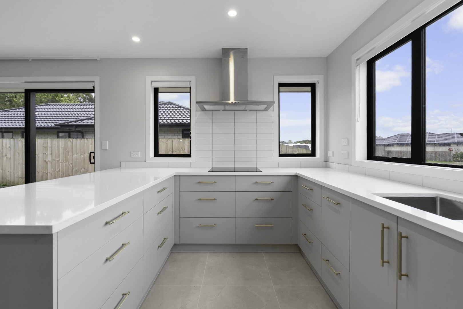 RBPR006586 - Image 2