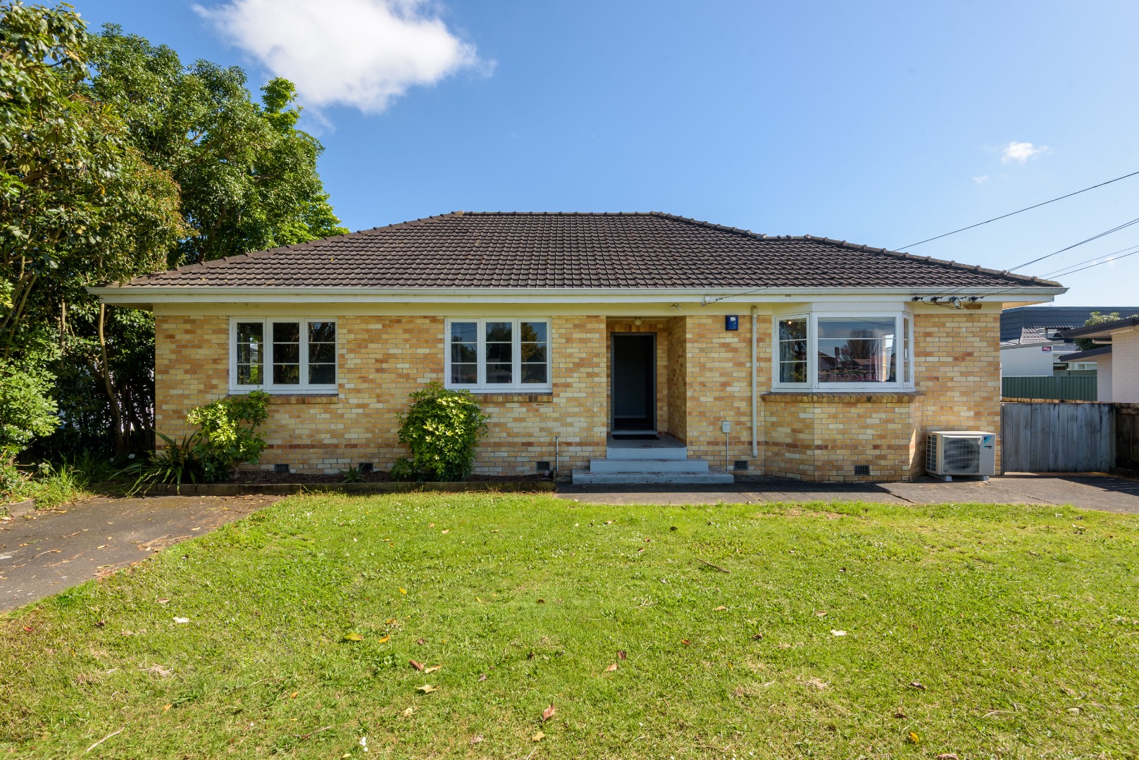 RBPR006570 - Image 2
