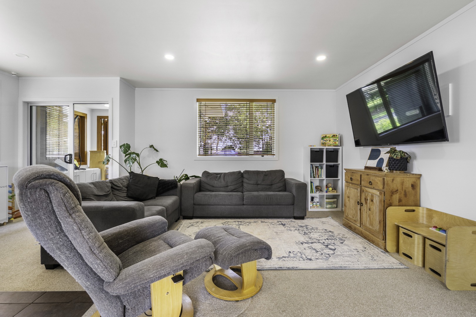 RBPR006616 - Image 2