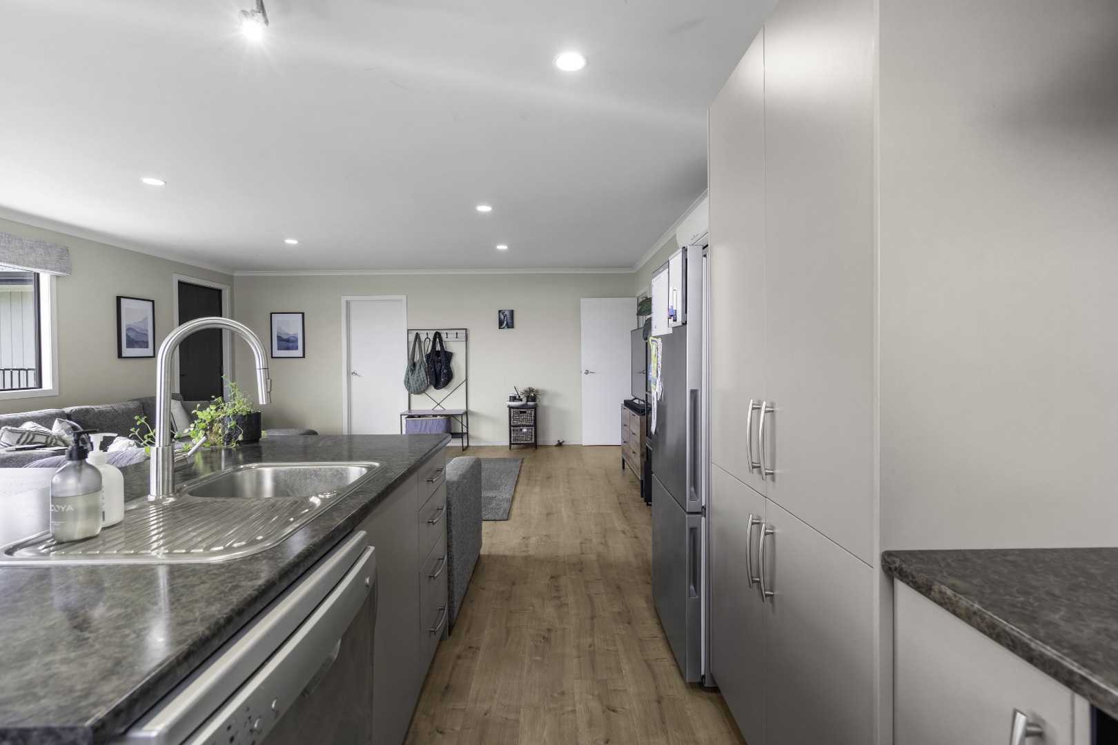 RBPR006611 - Image 3