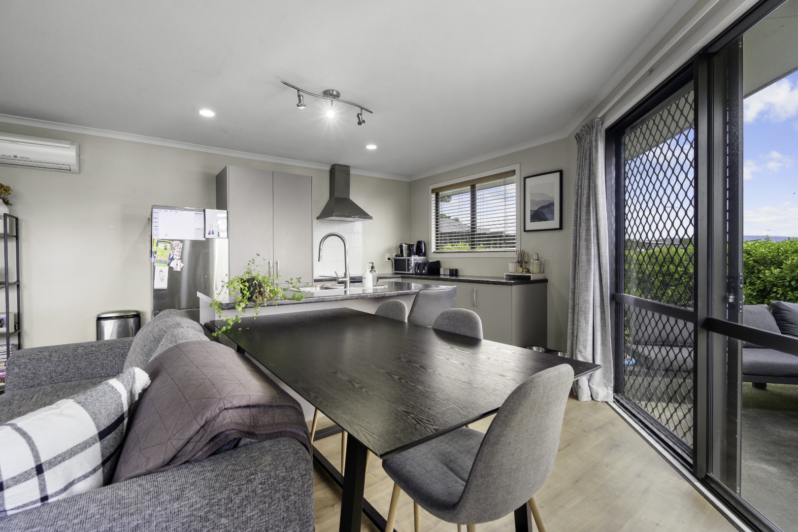 RBPR006611 - Image 1