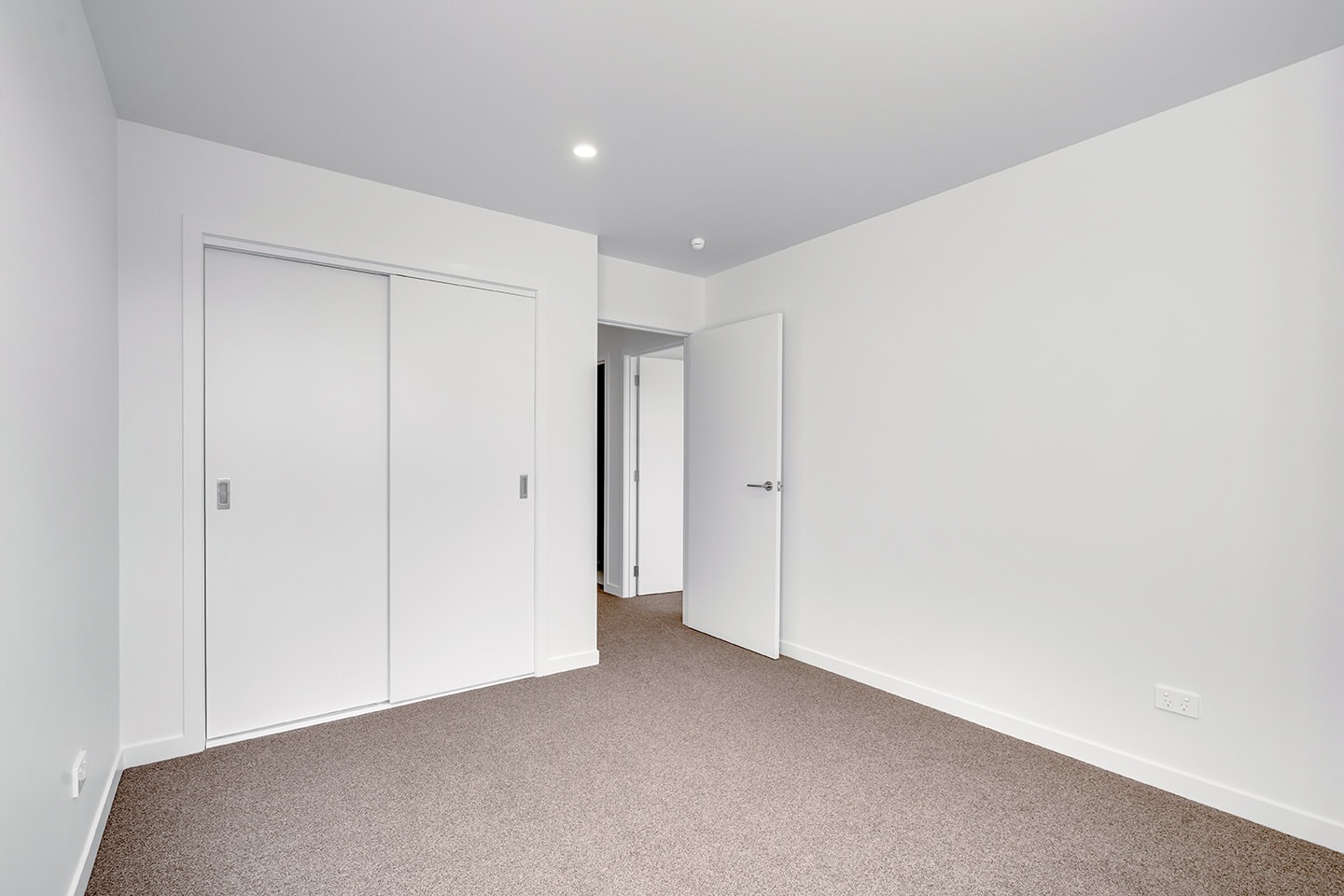 RBPR006830 - Image 17
