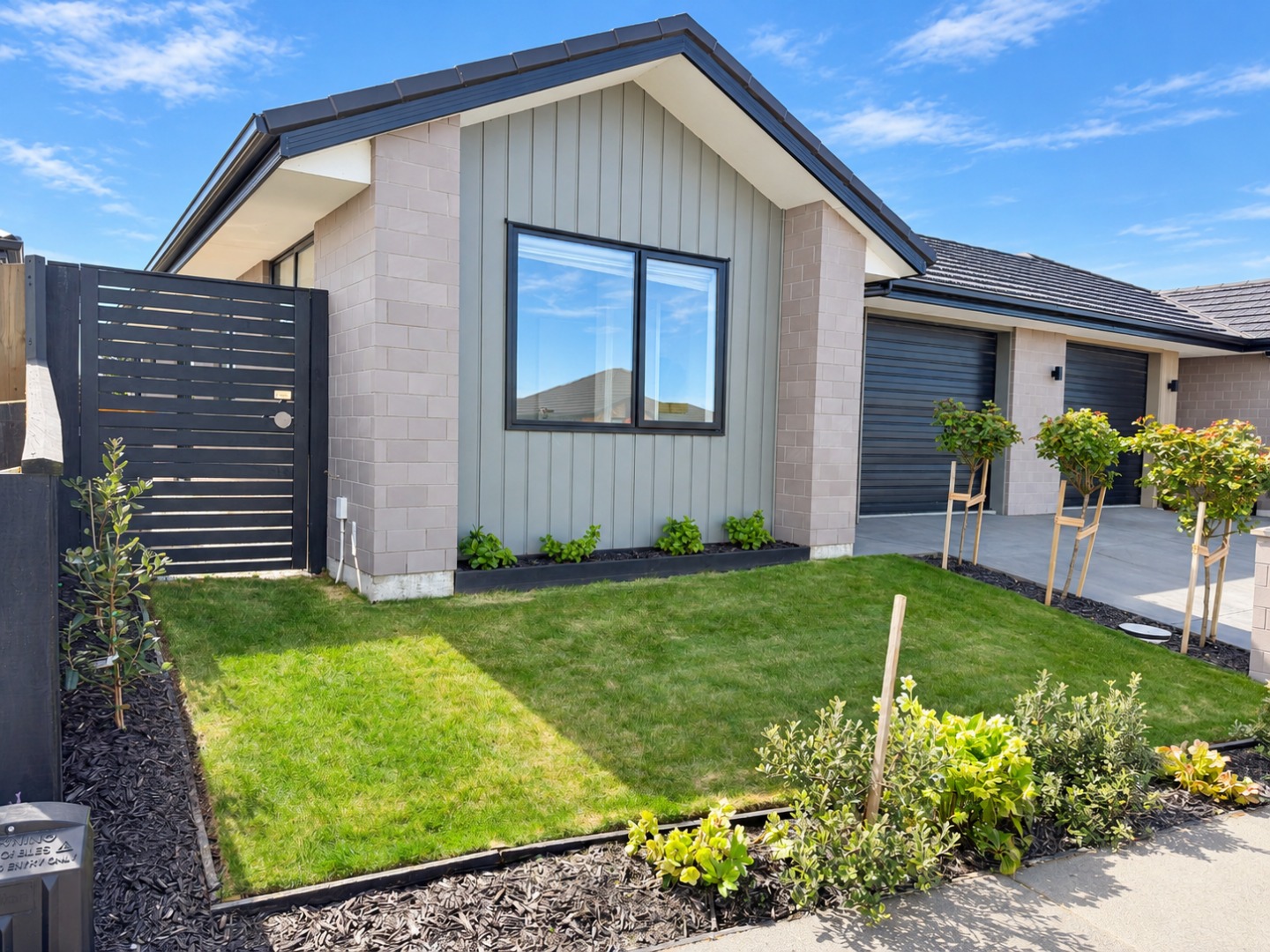 Rental property at 46 John Holmes Rd, Halswell, Christchurch, photo 3 of 12