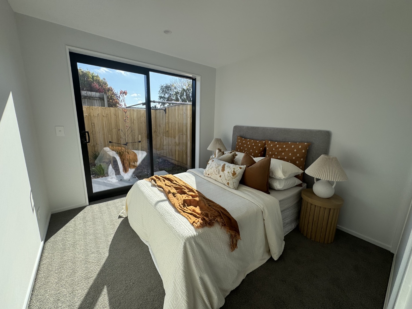 Rental property at 2/228 Cranford Street, St. Albans, Christchurch City, photo 6 of 8