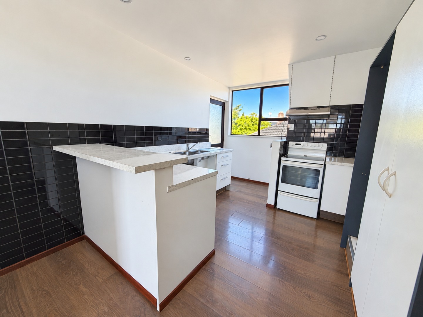 Rental property at 43 Brockworth Place, Riccarton, Christchurch City, photo 4 of 14