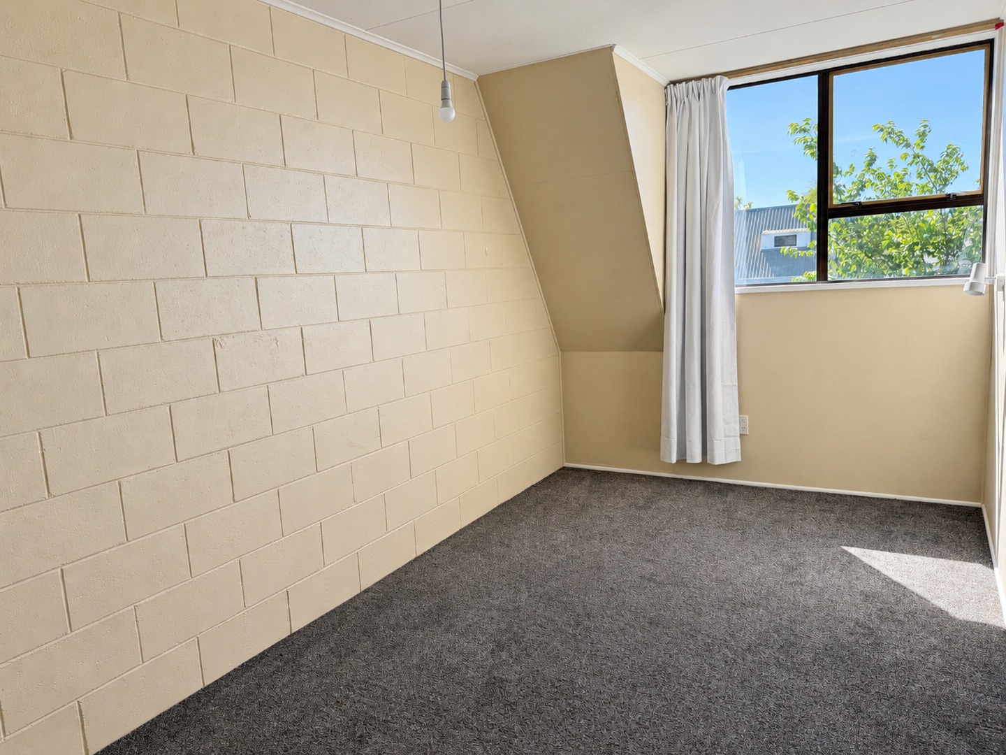 Rental property at 43 Brockworth Place, Riccarton, Christchurch City, photo 11 of 14