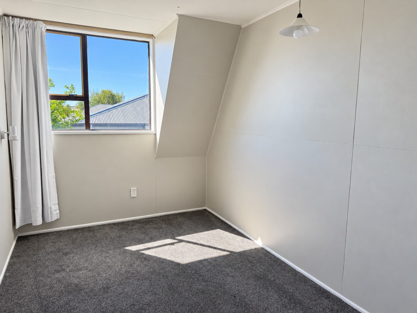 Rental property at 43 Brockworth Place, Riccarton, Christchurch City, photo 13 of 14