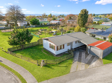 12a Aspen Place
