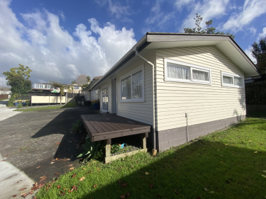 2/37 Spence Road