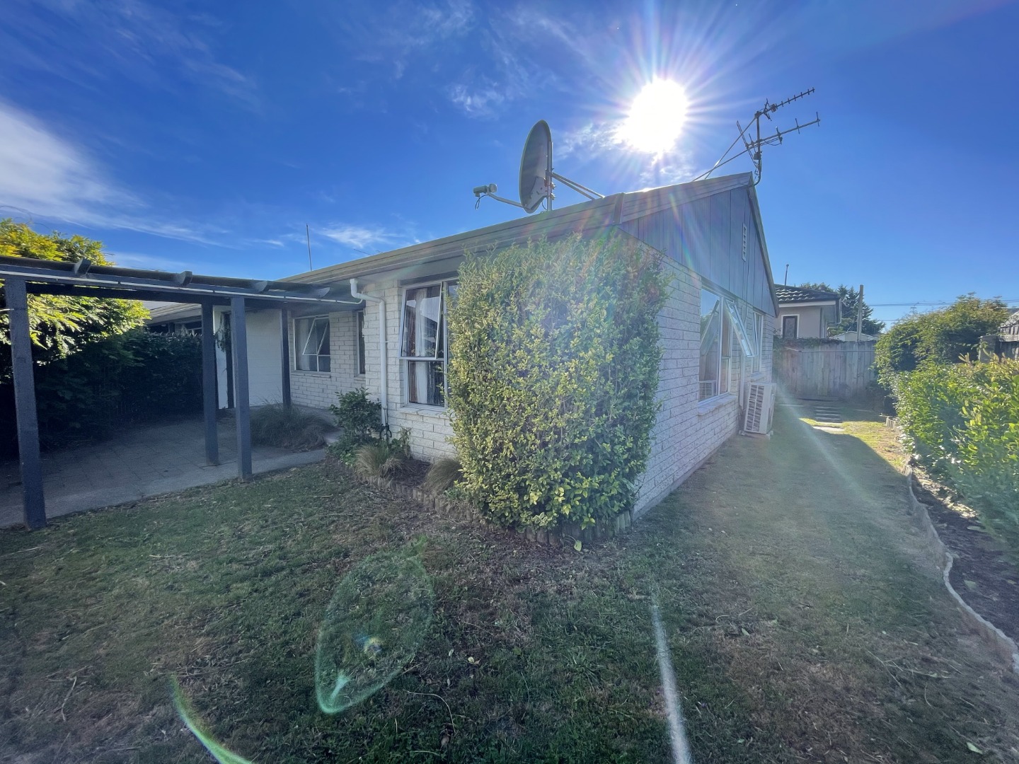 16 Gresford Street