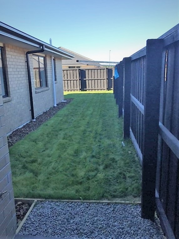 96D9860B-A6AB-4E8B-BB16-2DDA3C844B5D