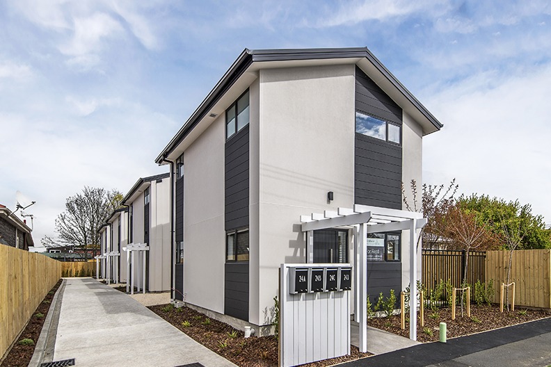 4/24  Parlane Street