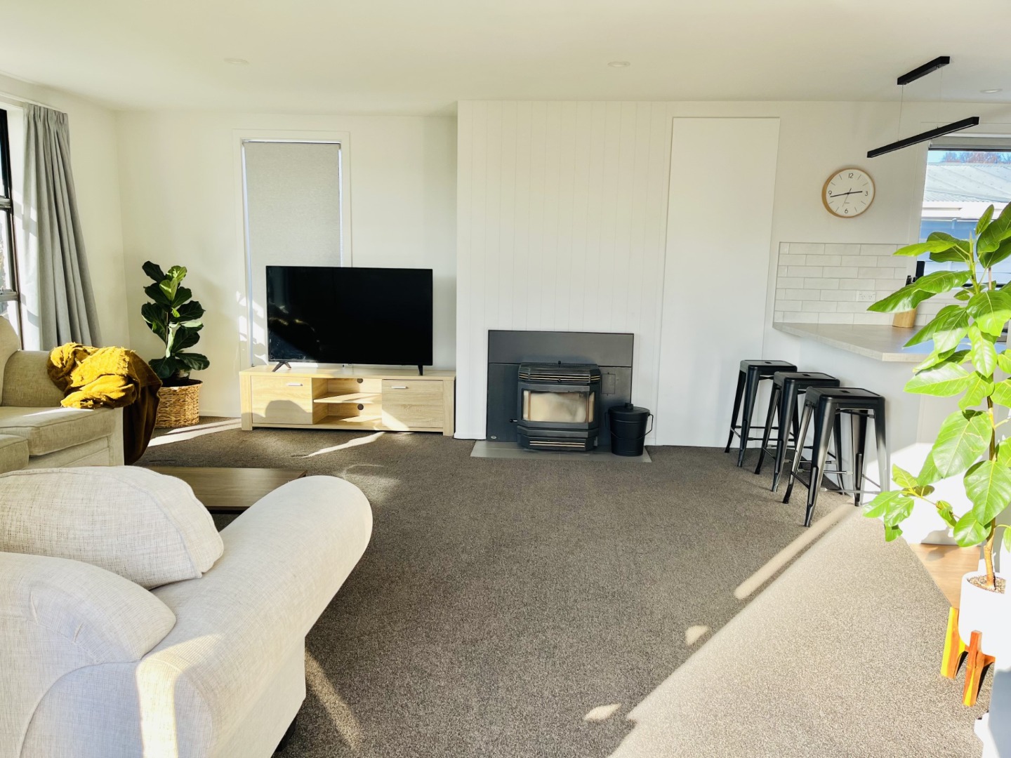 Lounge 2
