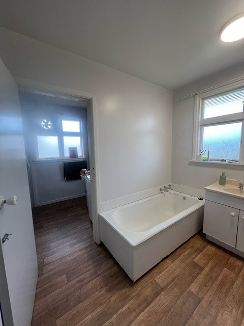 85 mem bath