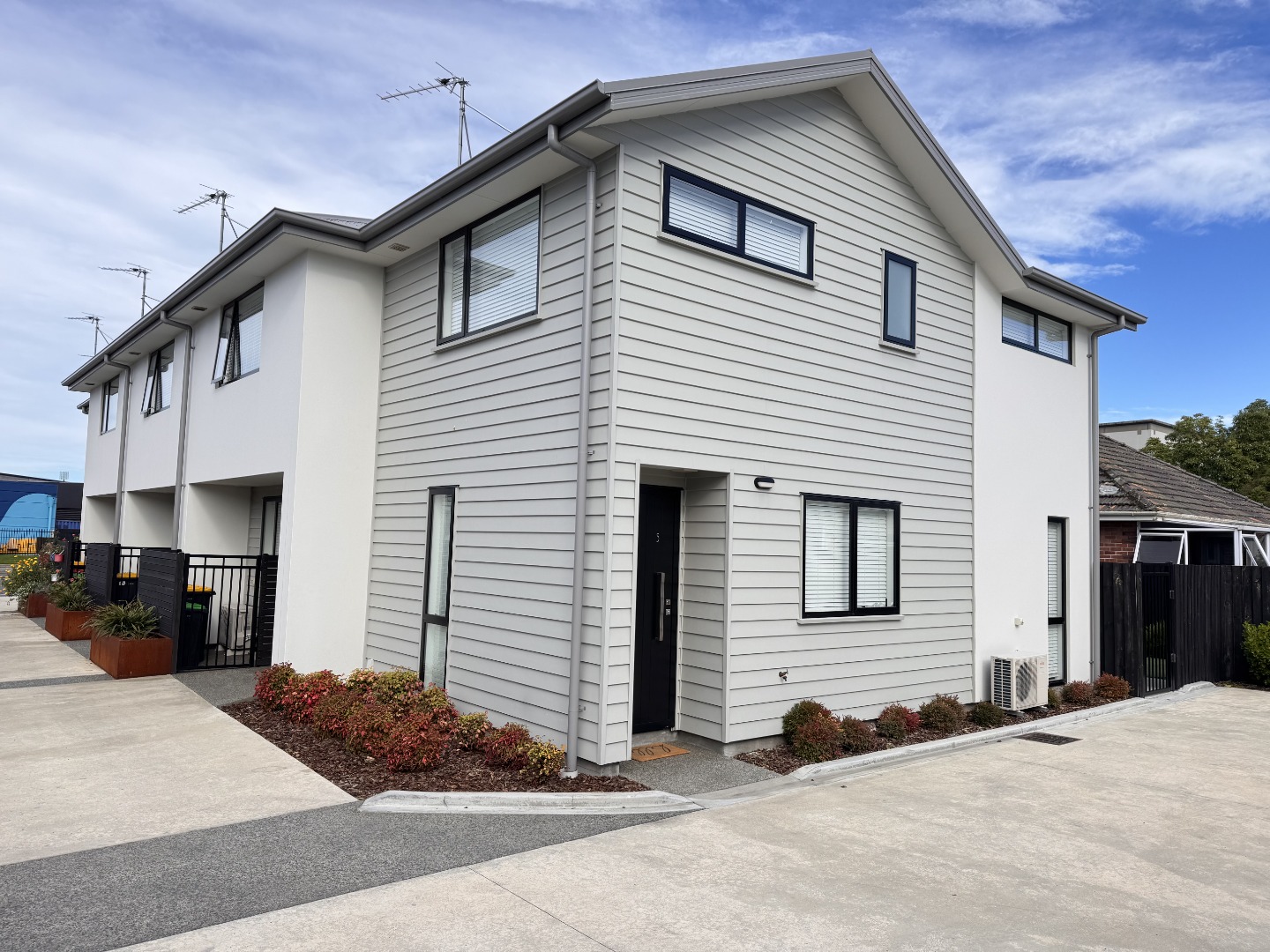 84 Blenheim Road