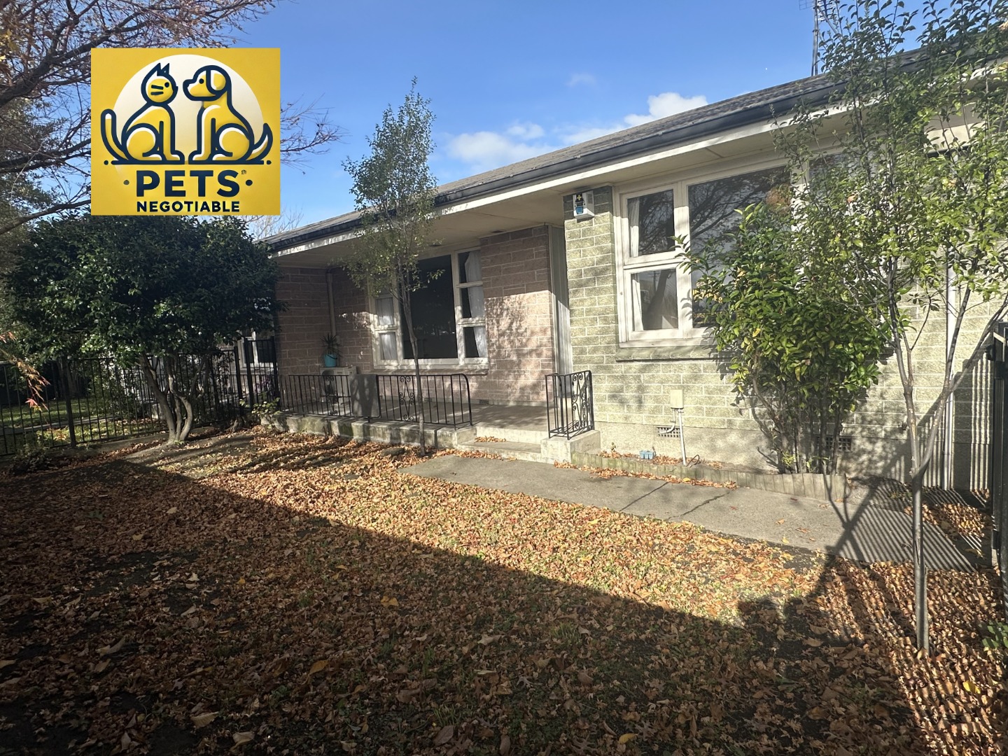 98 Bealey Ave