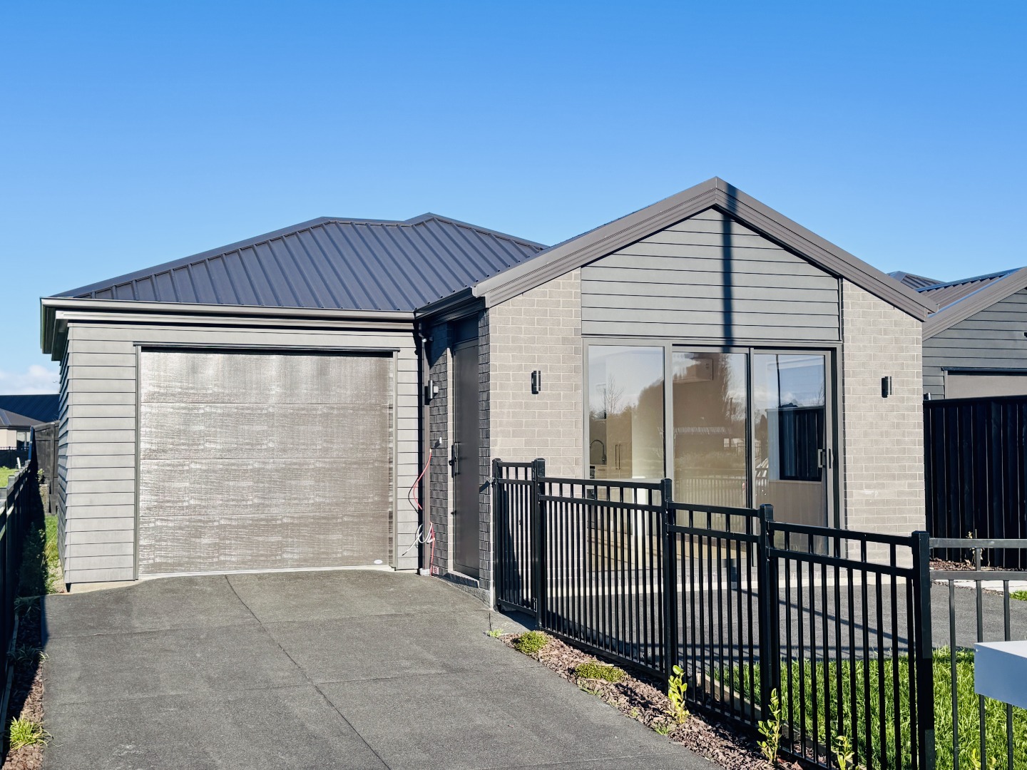 77 Johnswood Ave