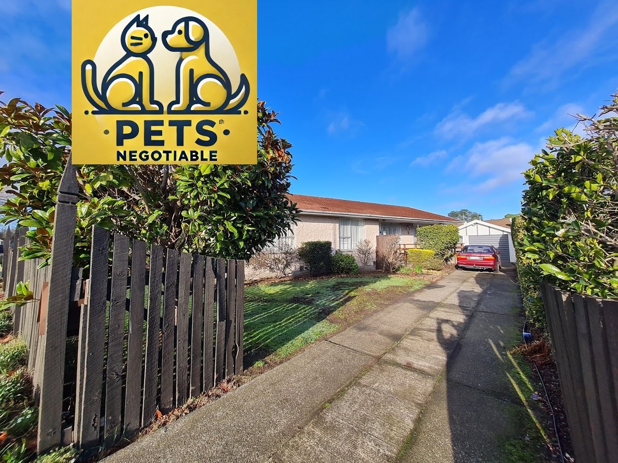 18 Medina Crescent