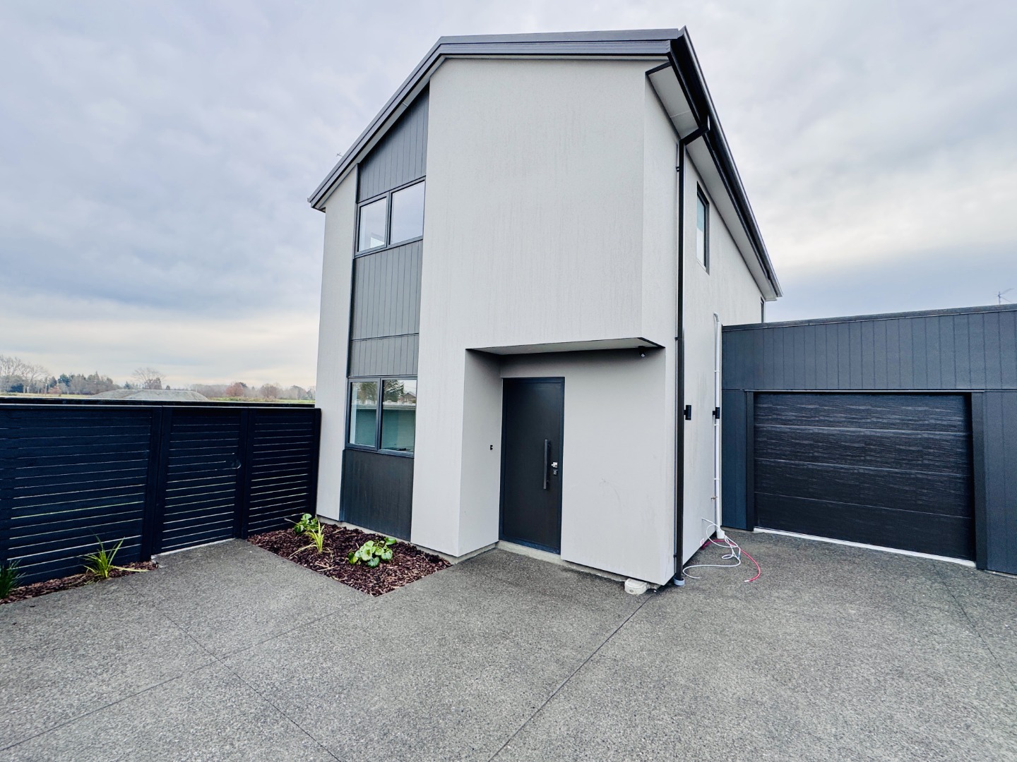 71B Chrysolite Place
