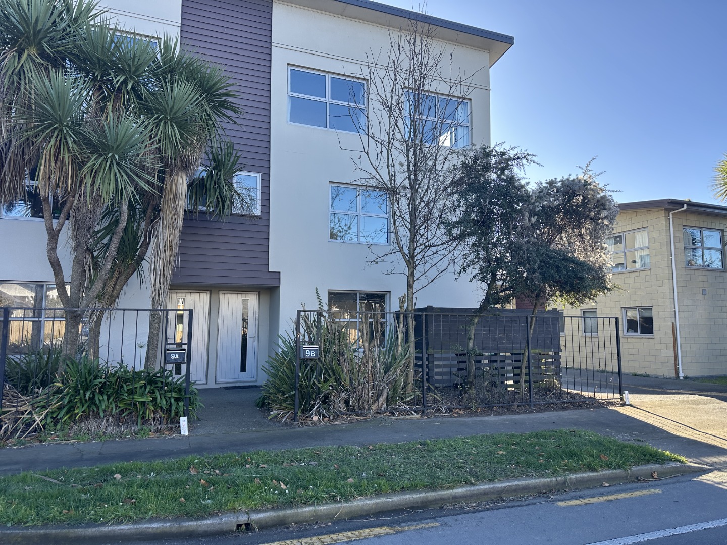9 Burlington St