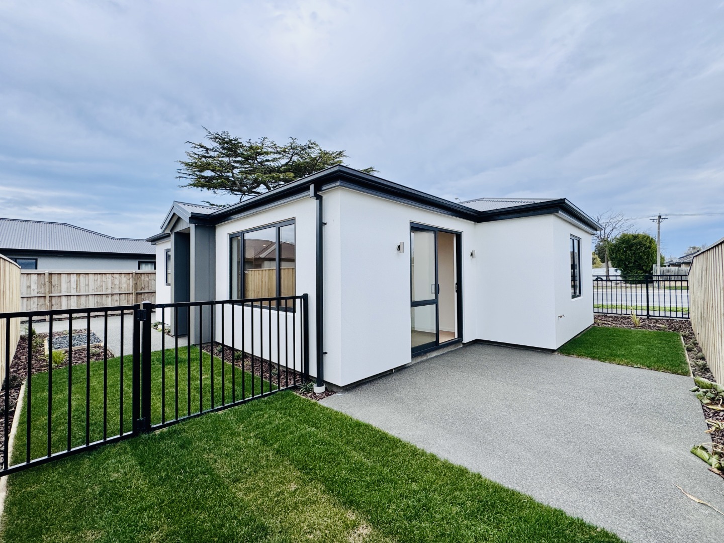 51 Chrysolite Place