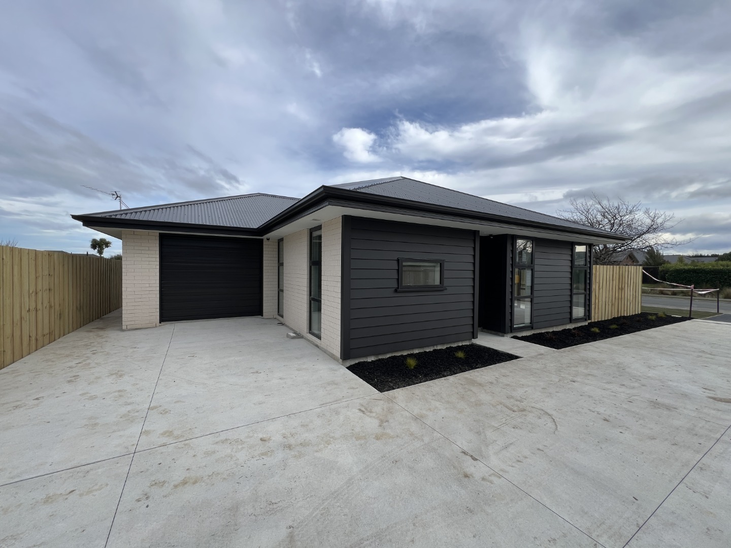 21 Oak Tree Lane